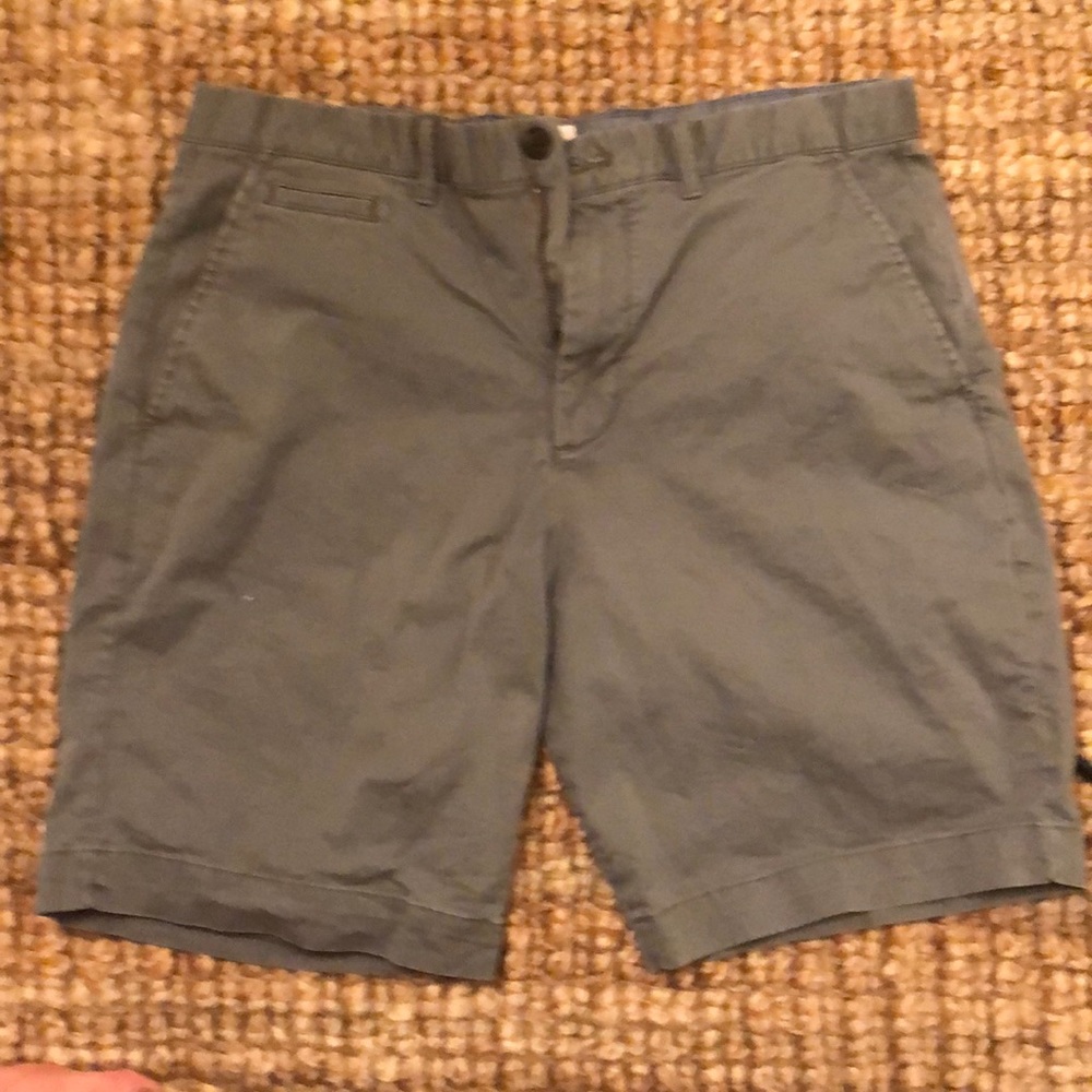 Gap shorts